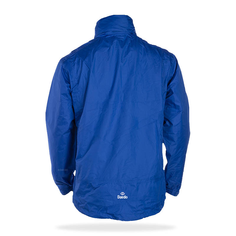 Découvrez notre coupe-vent en polyester , disponible dans une large gamme de tailles . Idéal pour les activités sportives