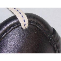 Coquille en acier de combat