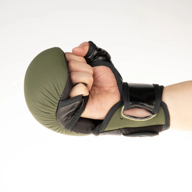 Gants de MMA pour l'entraînement des combattants