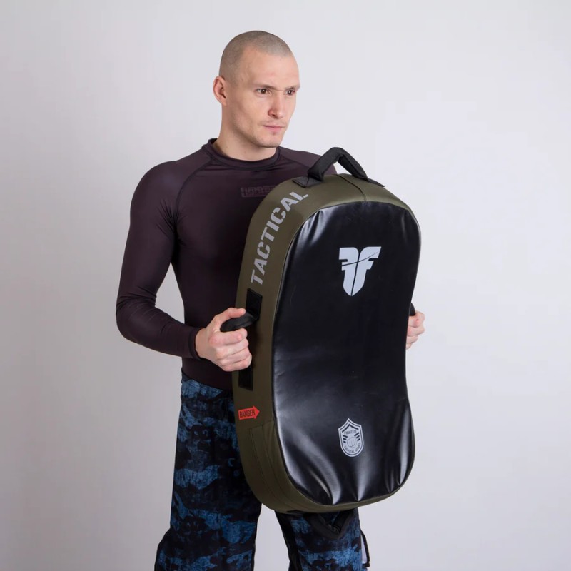 Bouclier de frappe pour combattant - MULTI GRIP - SÉRIE TACTIQUE - Wuest