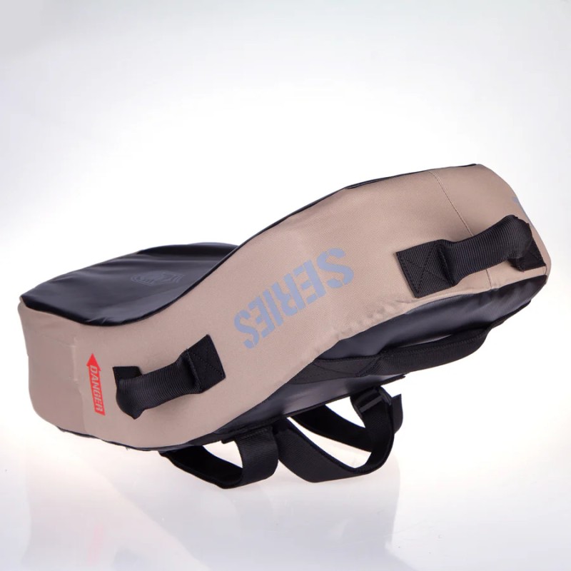 Bouclier de frappe pour combattant - MULTI GRIP - SÉRIE TACTIQUE - Wuest