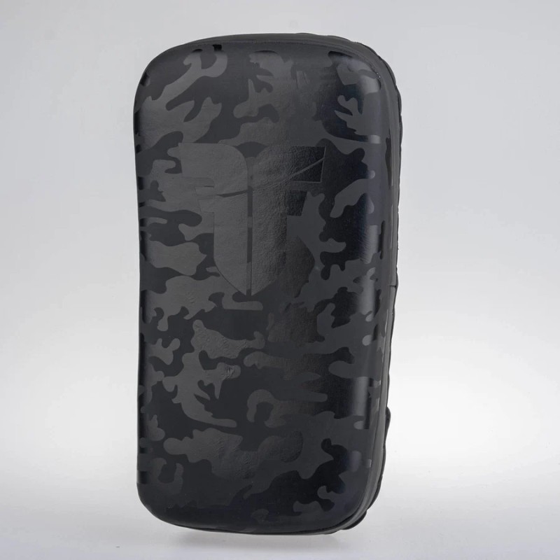 Coussinets de protection pour combattants thaïlandais - noir/camo